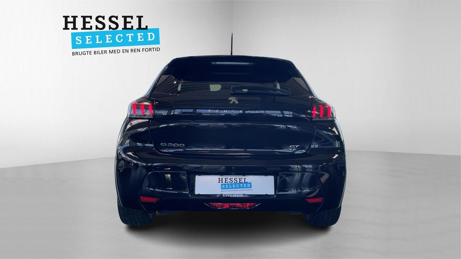 Sort Peugeot e-208 fra 2023
