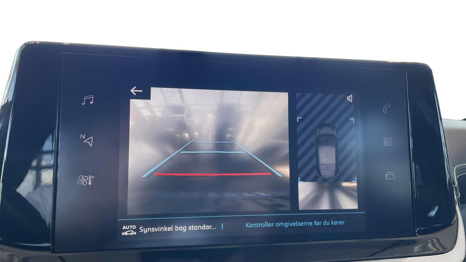 Sort Peugeot e-208 fra 2023