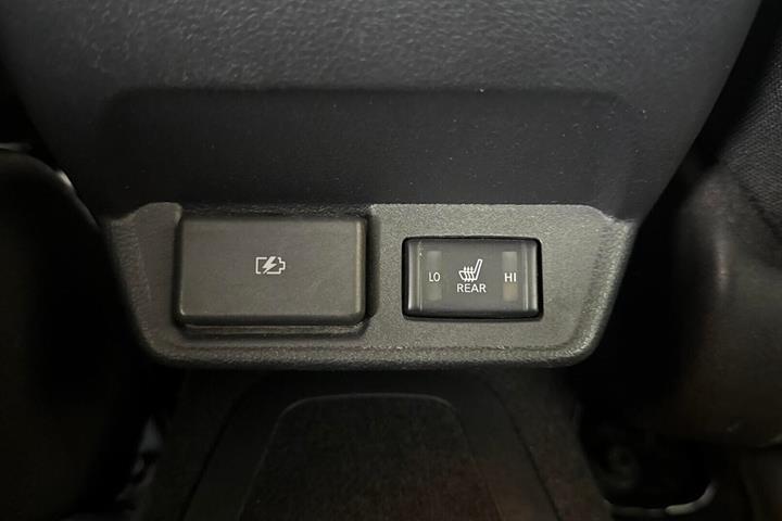 Hvid Nissan Leaf fra 2022