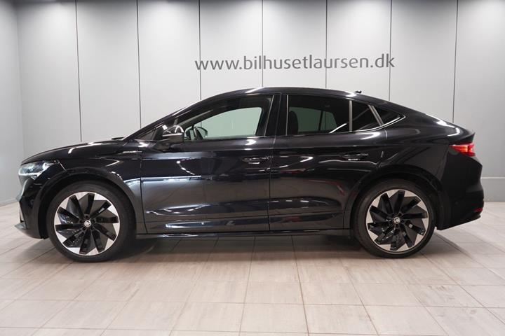 Sort Skoda Enyaq fra 2023