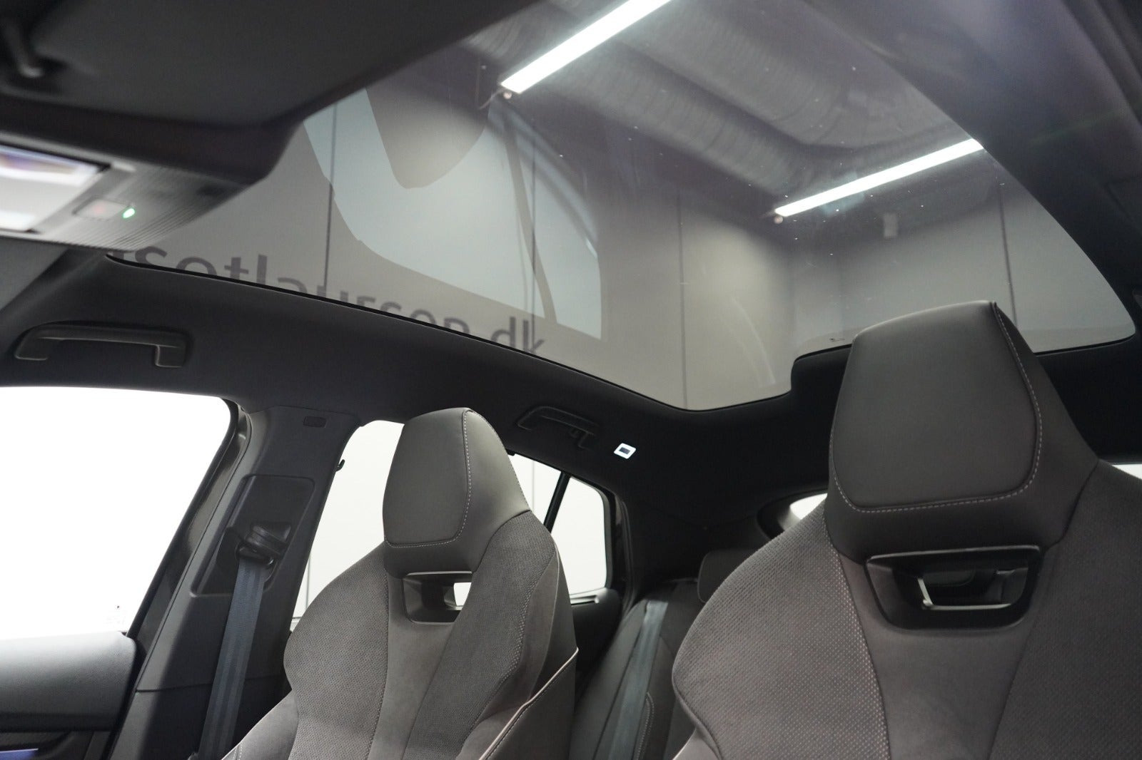 Sort Skoda Enyaq fra 2023