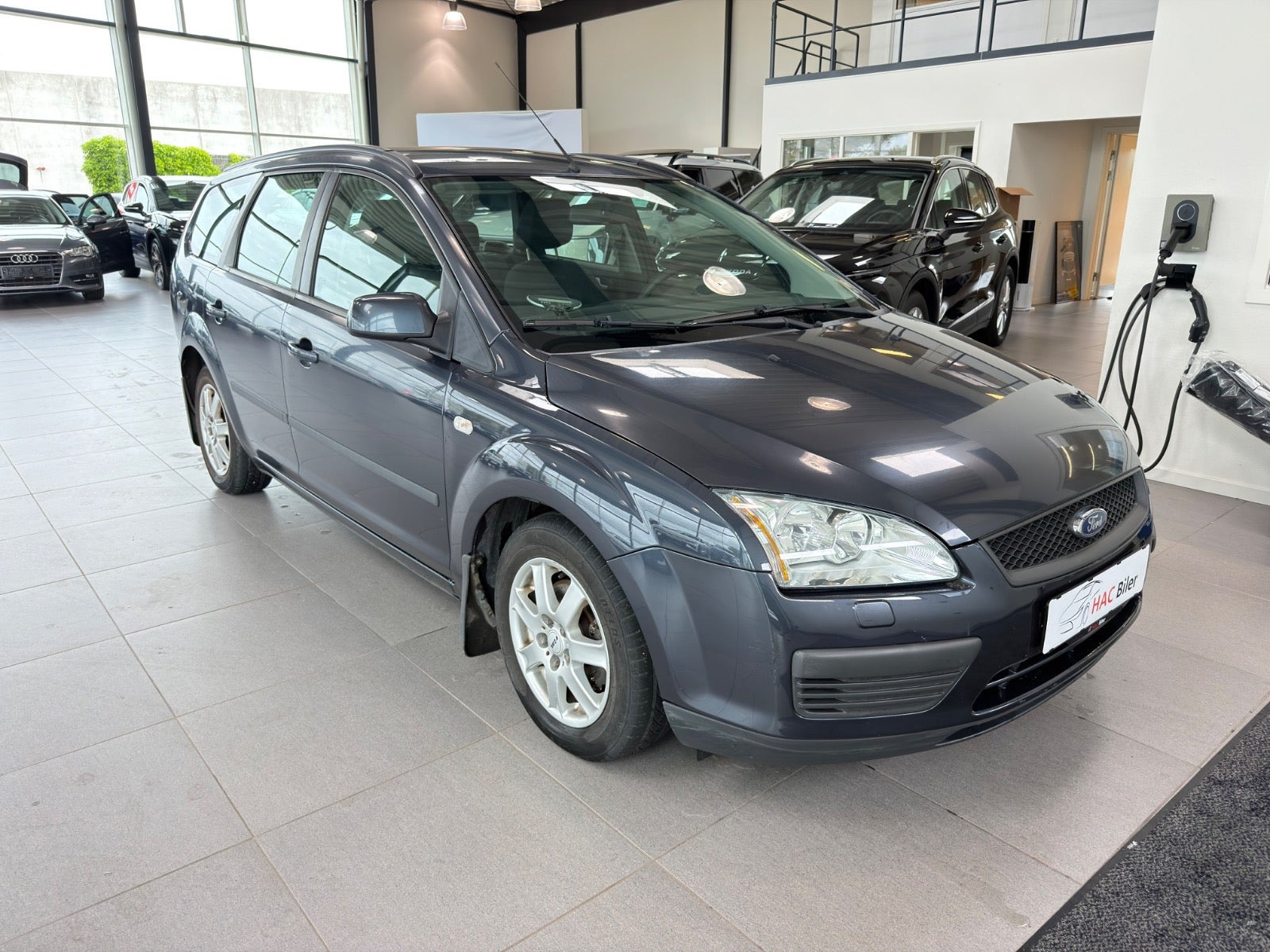 Blå Ford Focus fra 2006