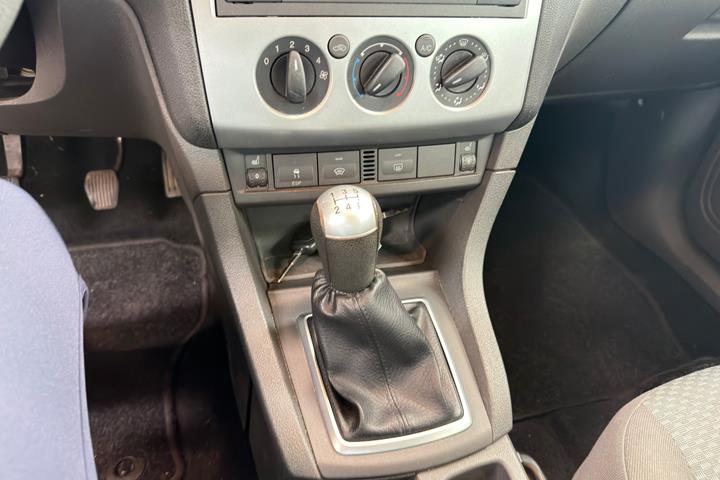 Blå Ford Focus fra 2006