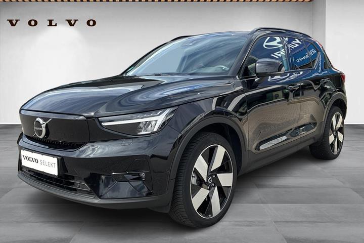Sort Volvo XC40 fra 2023