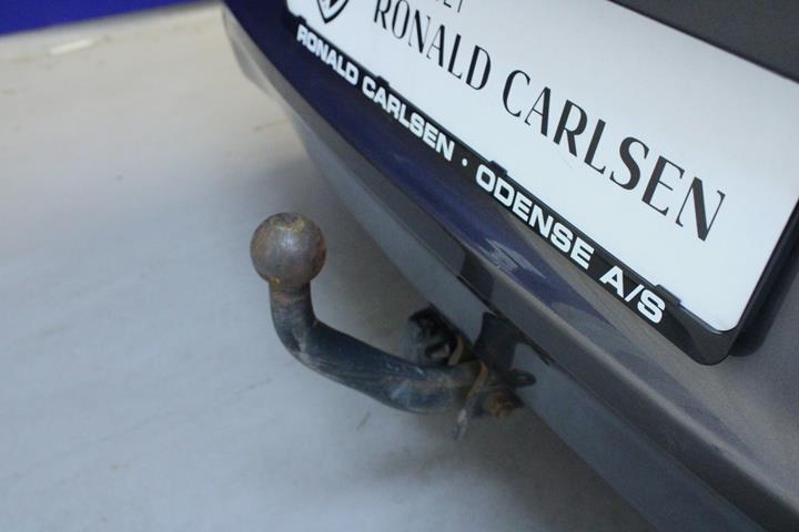 Grå Suzuki Baleno fra 2016