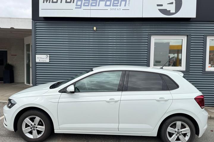 Hvid VW Polo fra 2020