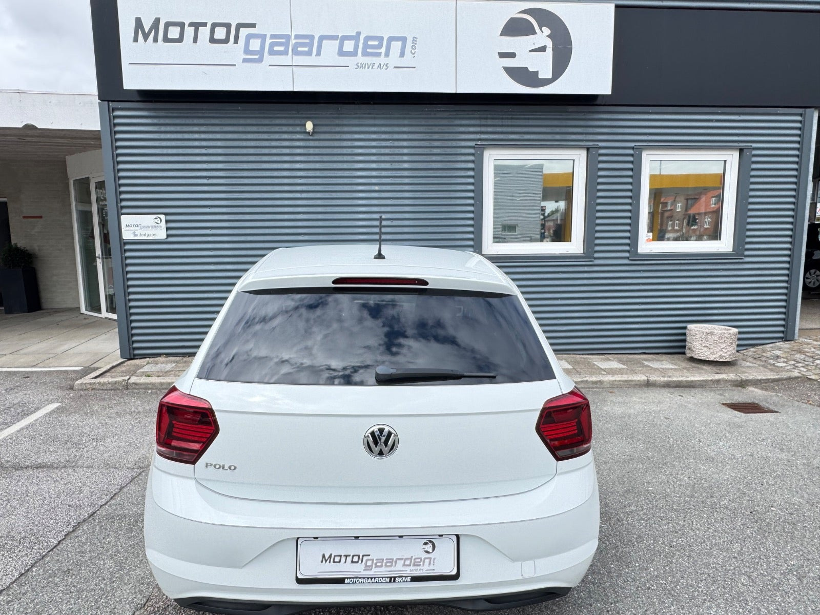 Hvid VW Polo fra 2020
