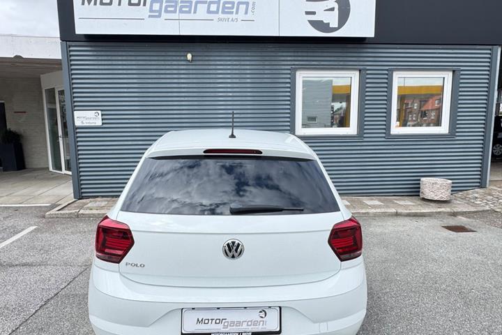 Hvid VW Polo fra 2020