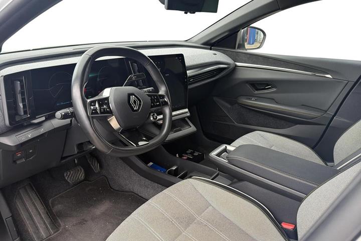 Hvid Renault Megane E-Tech fra 2023