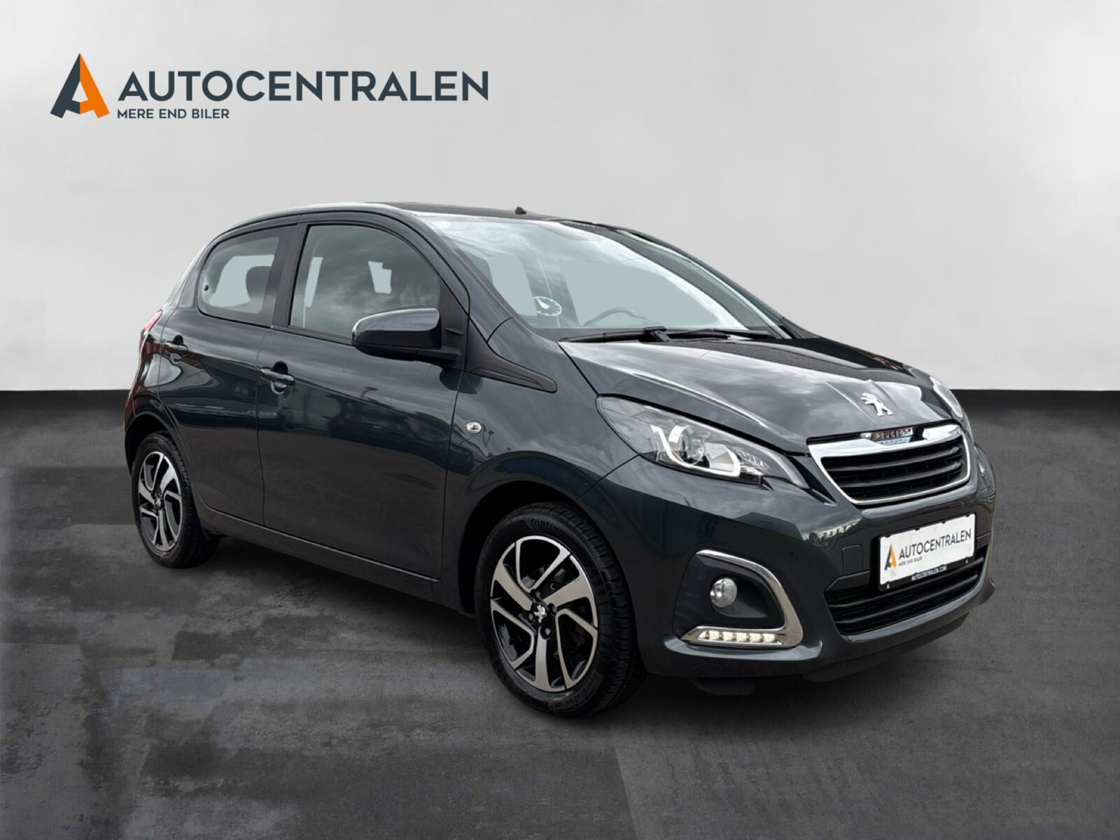 Sort Peugeot e-3008 fra 2024