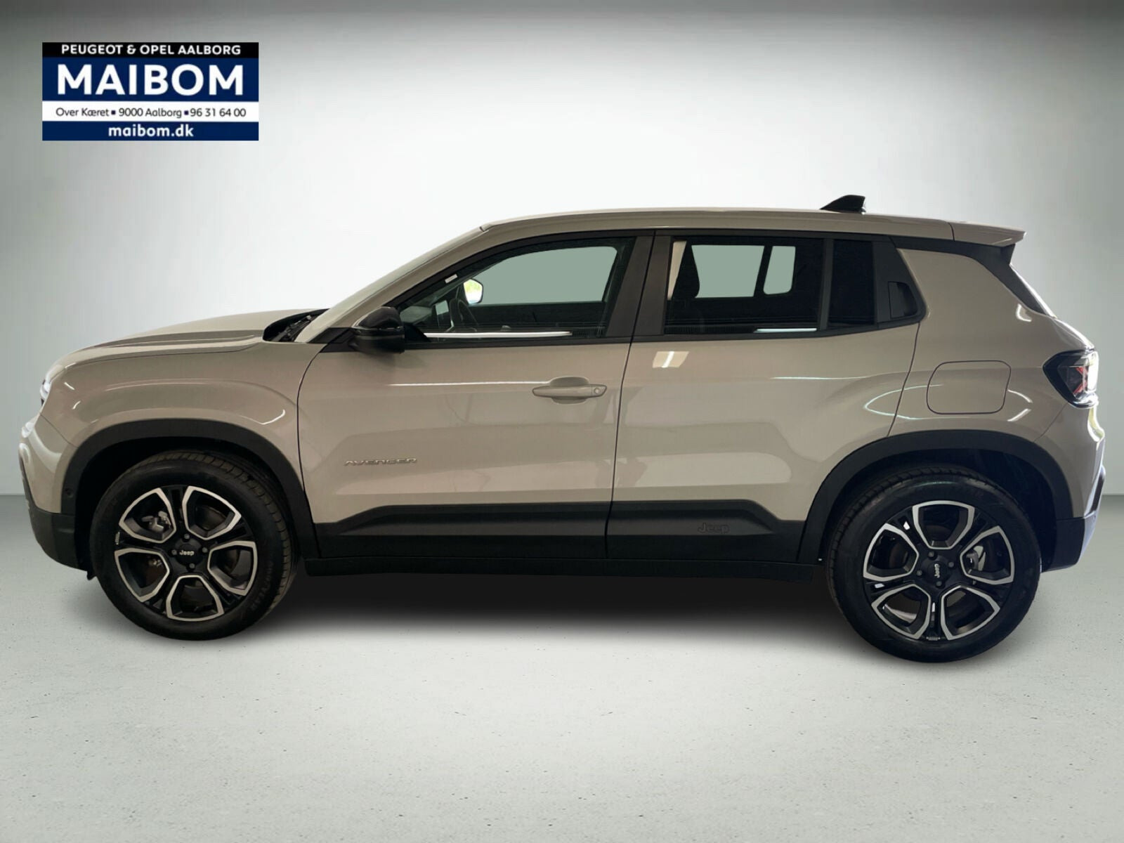 Beige Jeep Avenger fra 2025