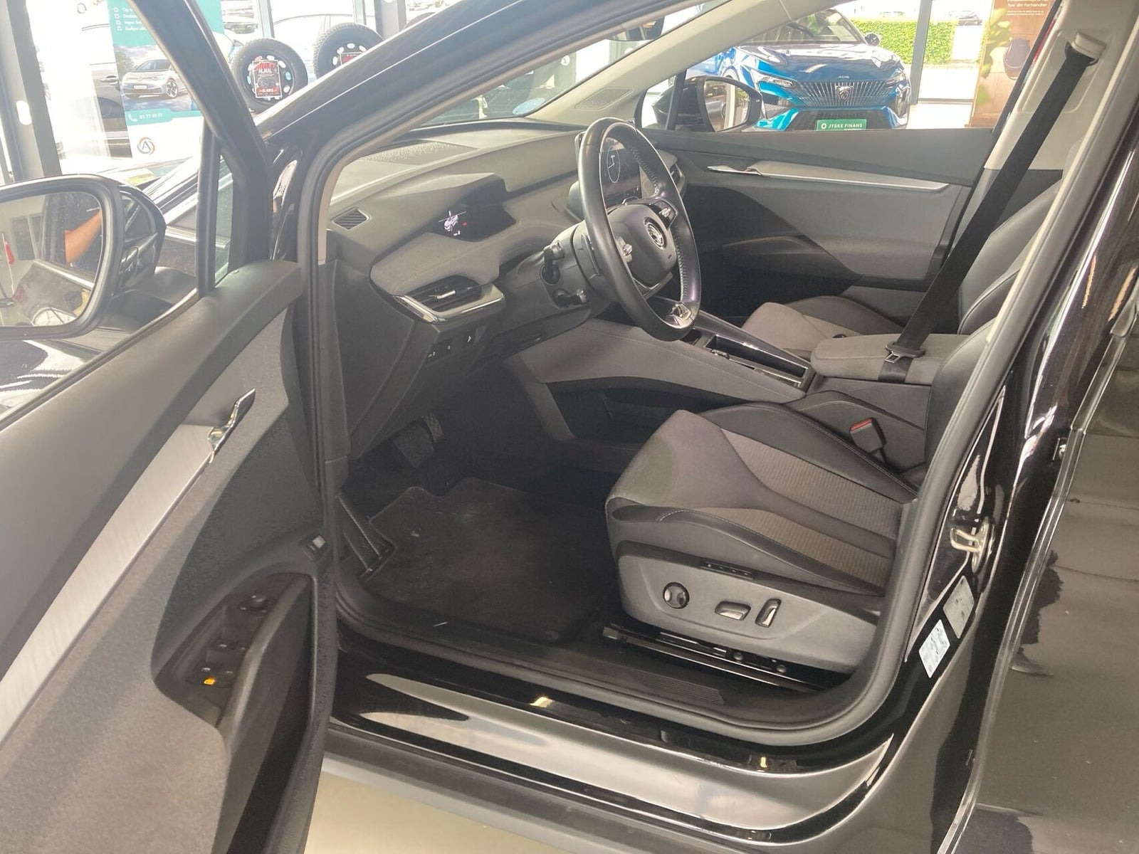 Sort Skoda Enyaq fra 2022