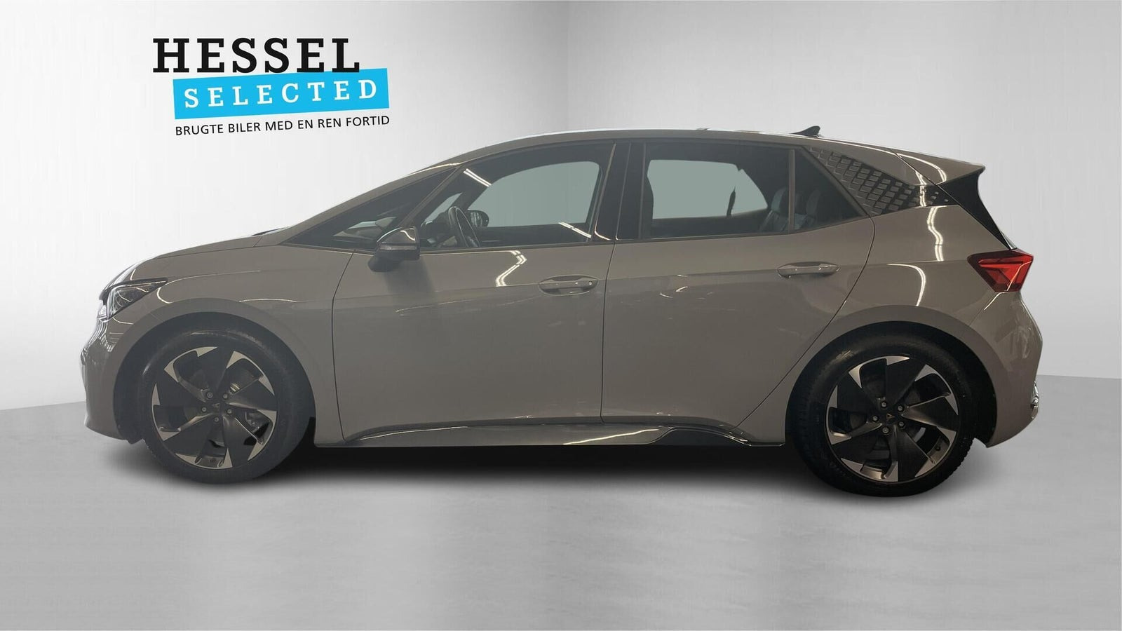 Grå Cupra Born fra 2024