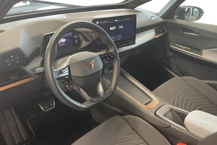 Grå Cupra Born fra 2024