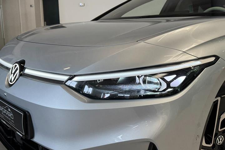 Sølv VW ID.7 fra 2025