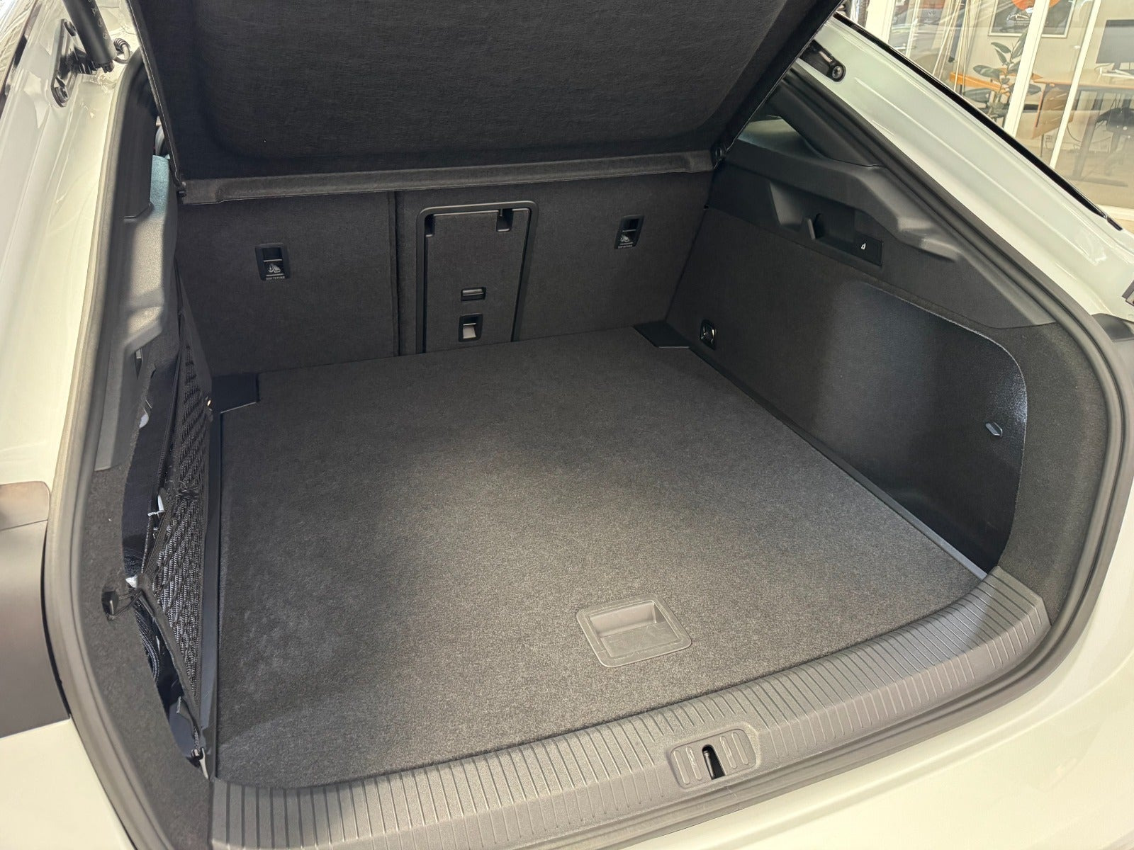 Hvid VW ID.7 fra 2025