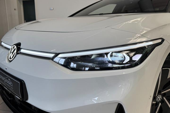 Hvid VW ID.7 fra 2025