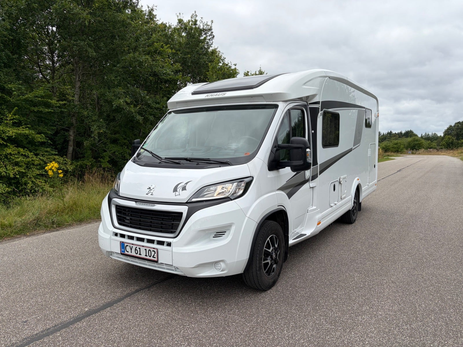 Peugeot Knaus 2,3 VAN TI 650 MEG Platinum