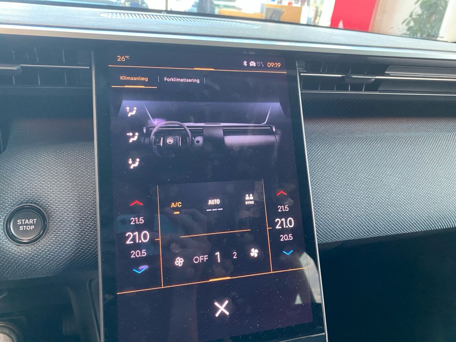Blå Citroën ë-C5 Aircross fra 2025