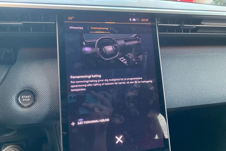 Blå Citroën ë-C5 Aircross fra 2025