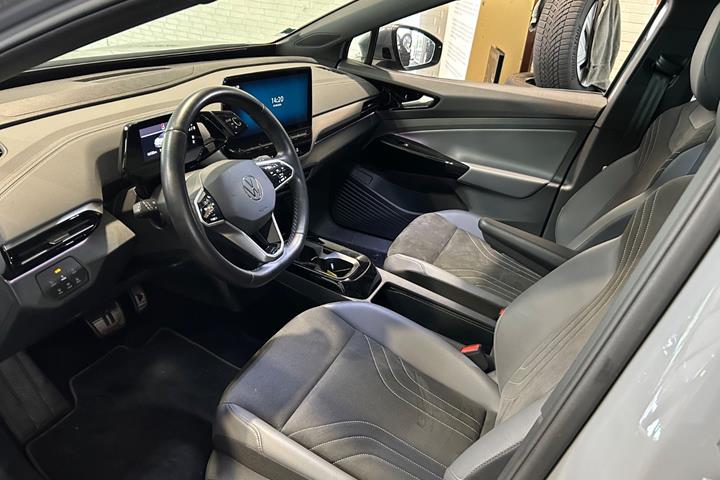 Grå VW ID.5 fra 2023