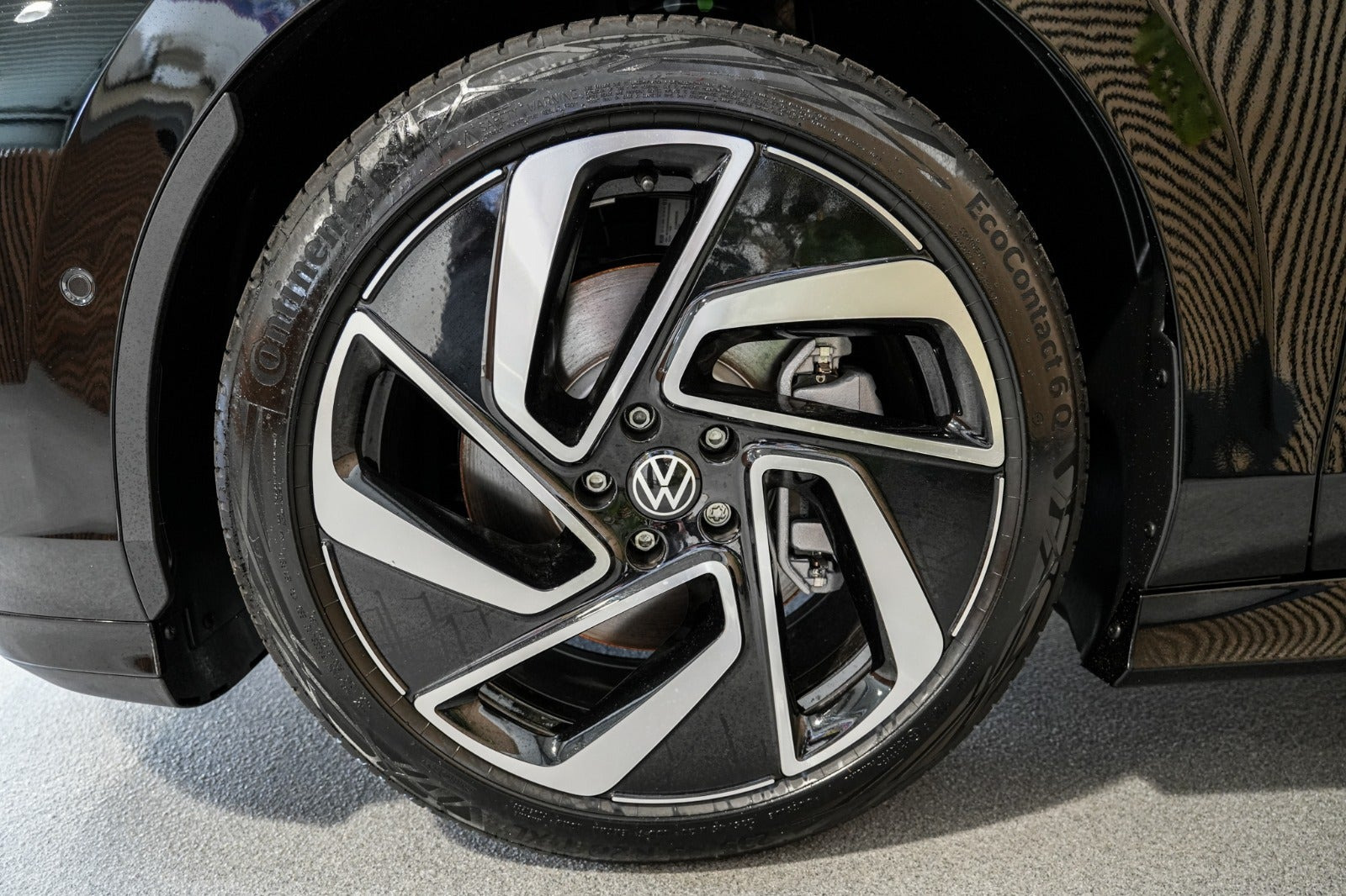 Sort VW ID.7 fra 2026