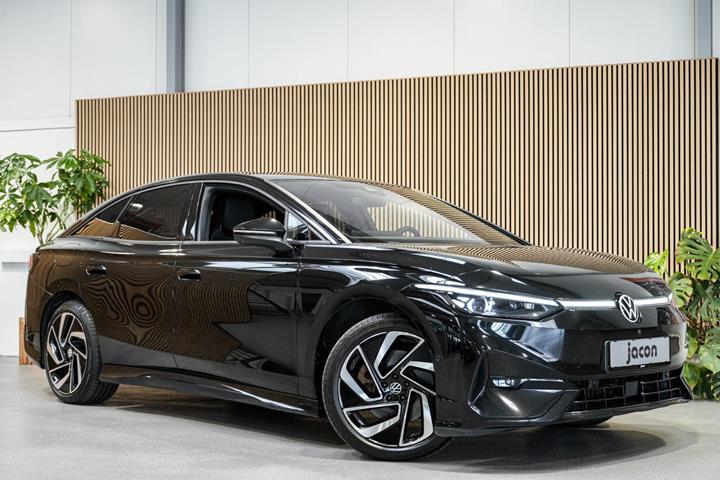 Sort VW ID.7 fra 2024