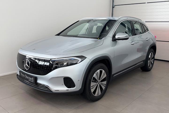Sølv Mercedes EQA250+ fra 2026