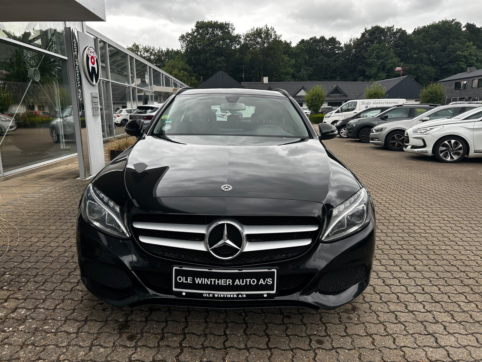 Sort Mercedes C220 d fra 2018