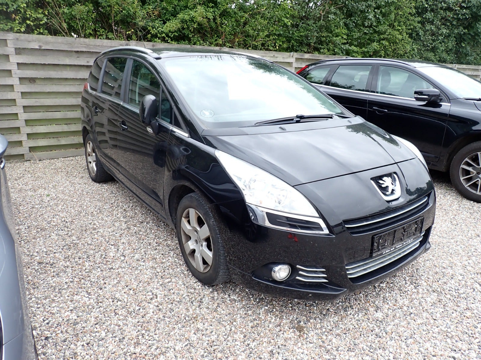 Sort Peugeot 5008 fra 2012