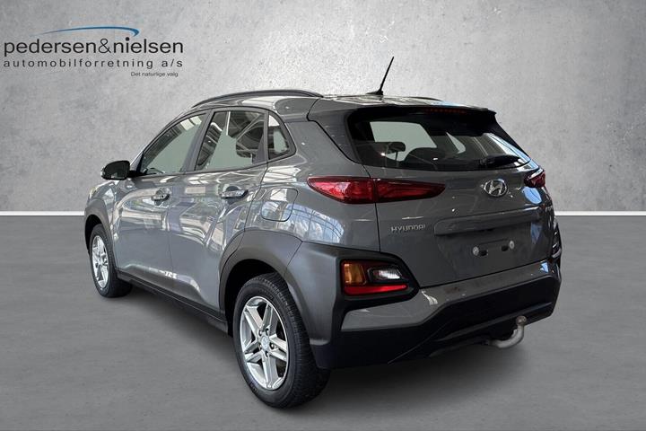 Grå Hyundai Kona fra 2020