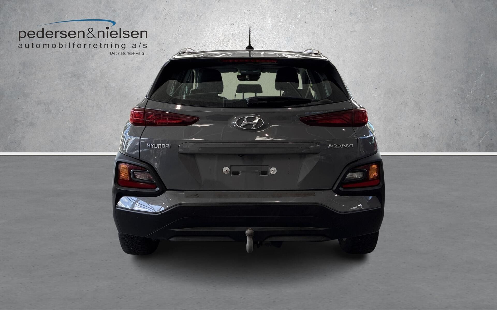 Grå Hyundai Kona fra 2020