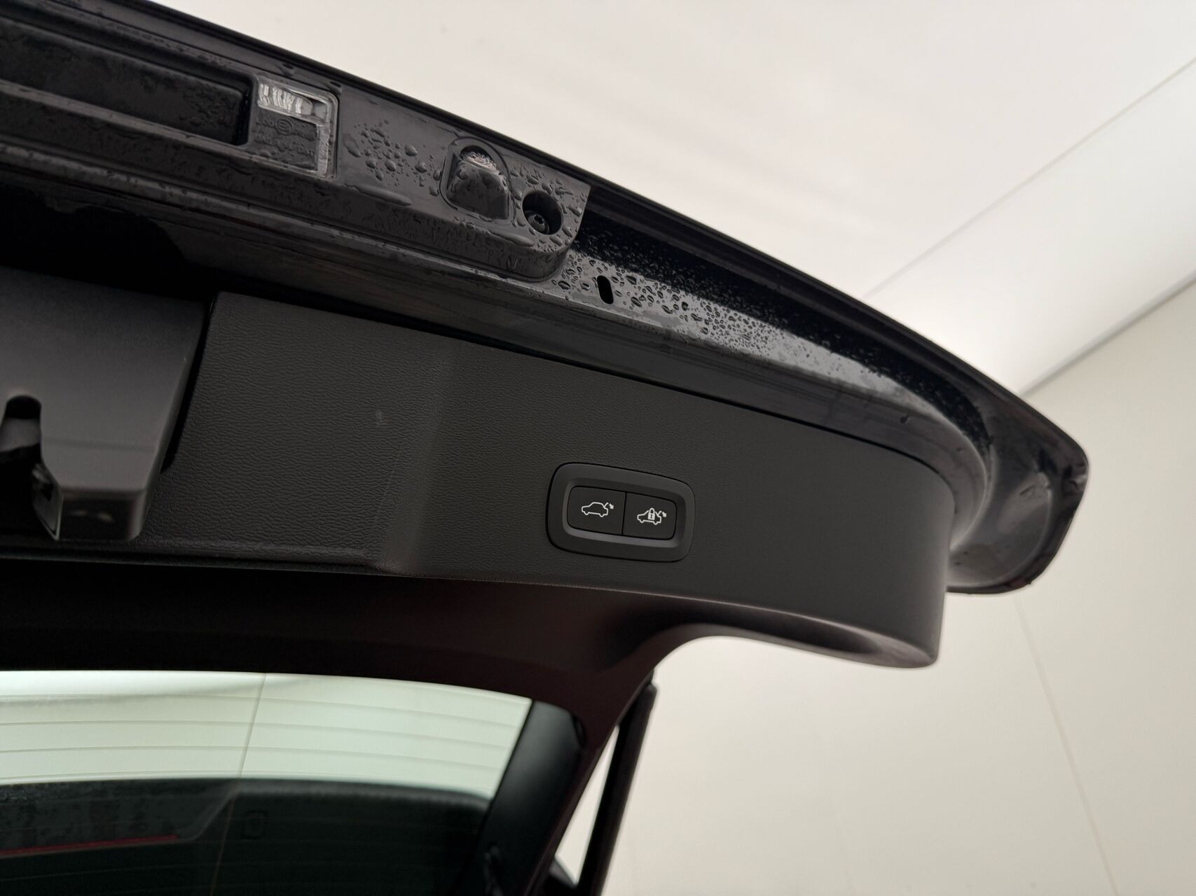 Sort Volvo XC40 fra 2023