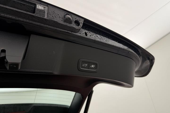 Sort Volvo XC40 fra 2023