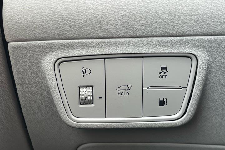 Grå Hyundai Tucson fra 2022