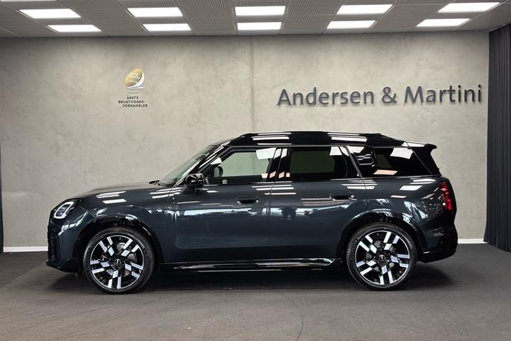 Grå Mini Countryman fra 2025
