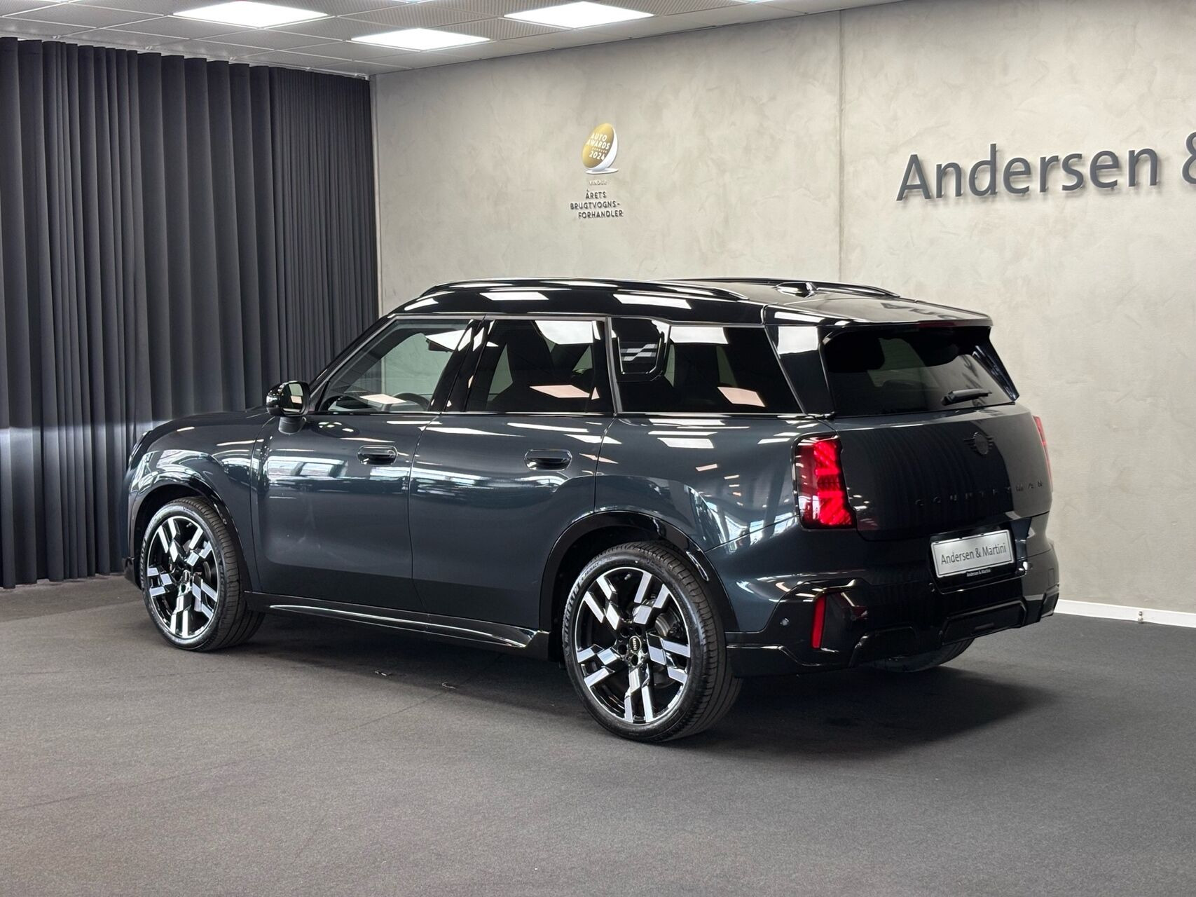 Grå Mini Countryman fra 2025