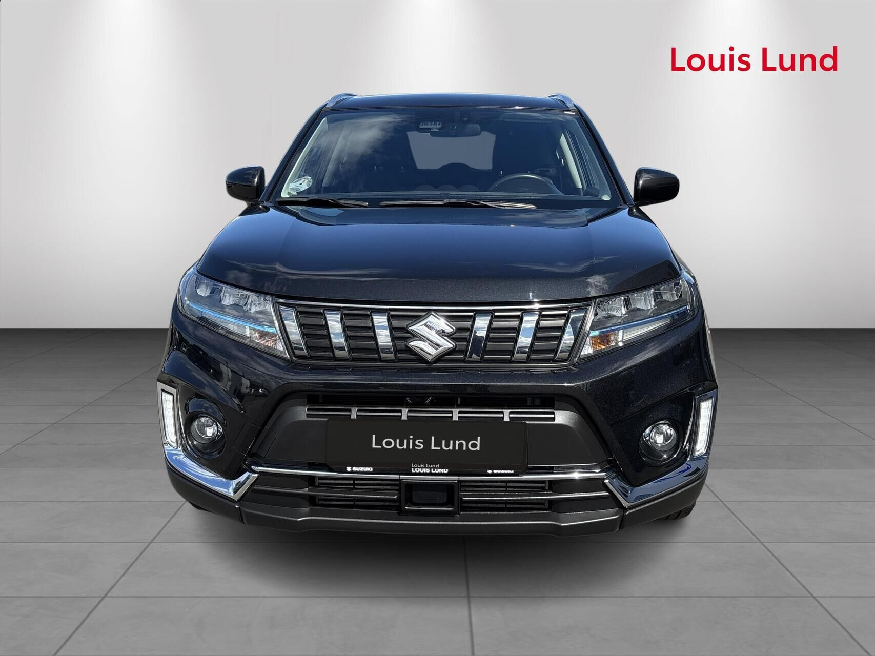 Sort Suzuki Vitara fra 2025