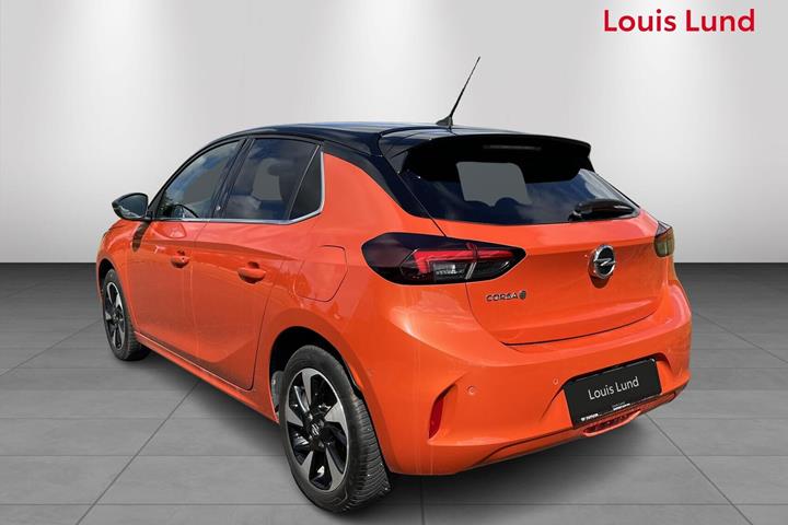 Orange Opel Corsa-e fra 2023
