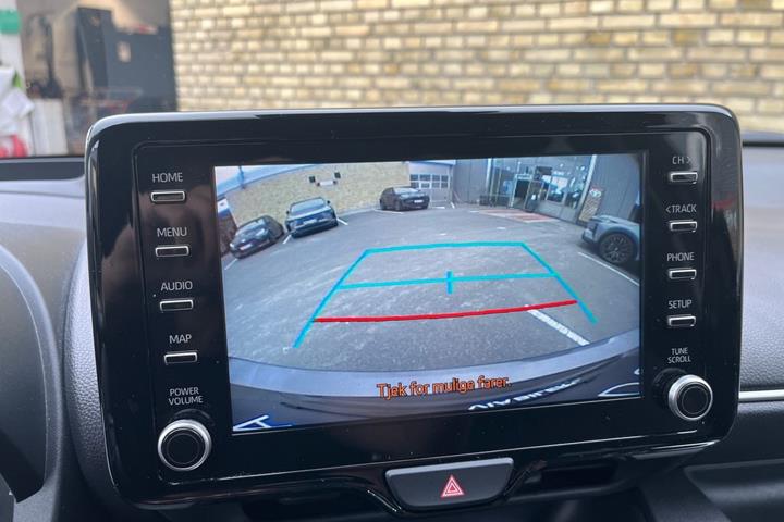Sort Toyota Yaris fra 2021