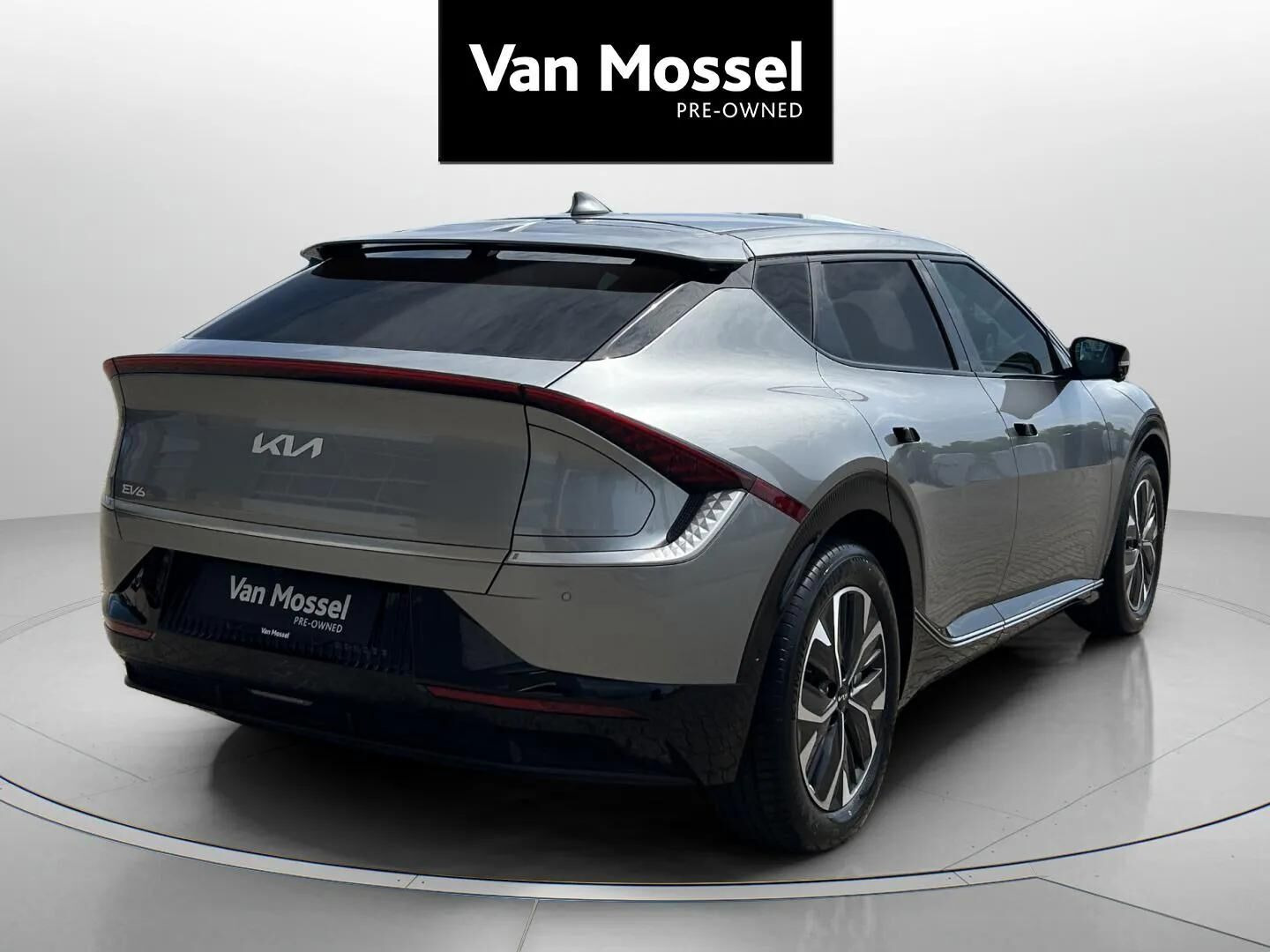 Grå Kia EV6 fra 2025