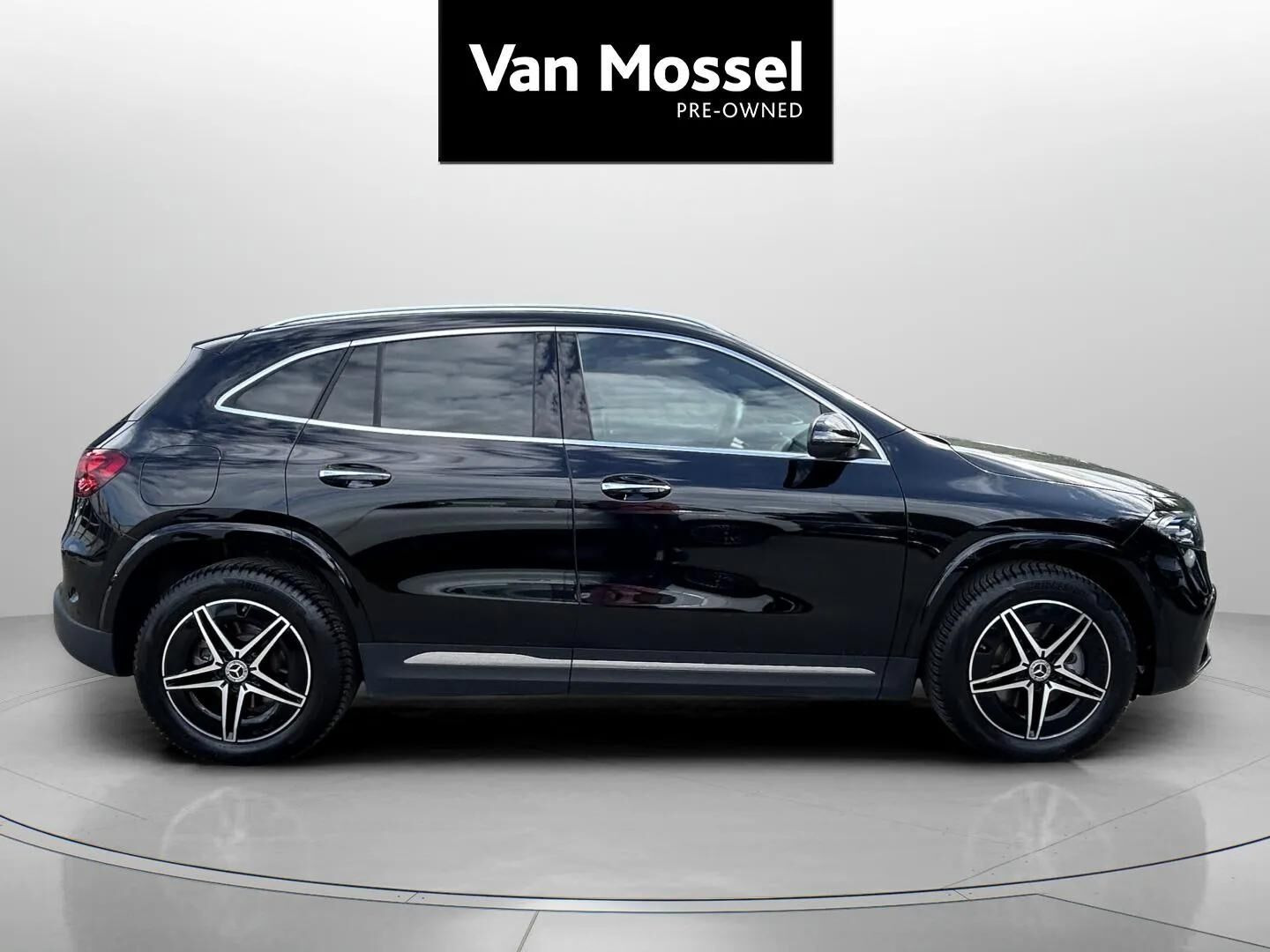 Sort Mercedes EQA 250+ fra 2025
