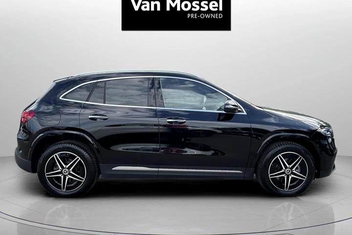 Sort Mercedes EQA 250+ fra 2025