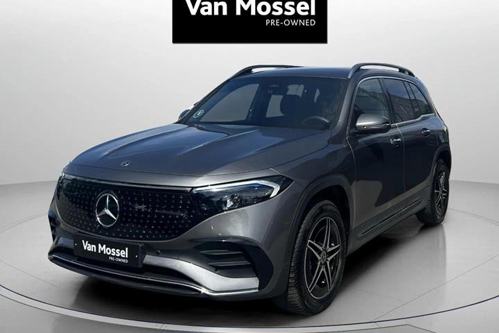 Grå Mercedes EQB 250+ fra 2025