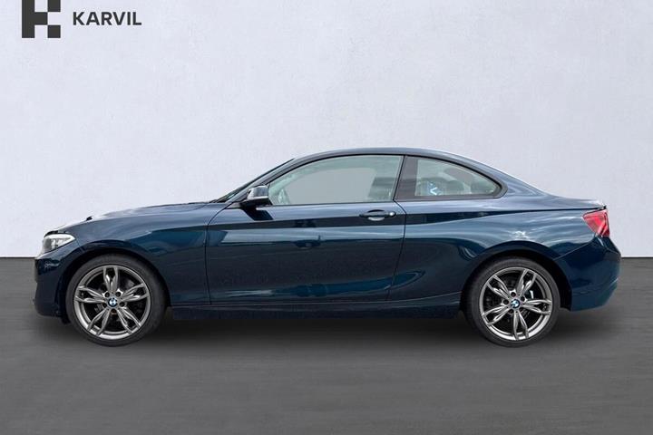 Blå BMW 220d fra 2015