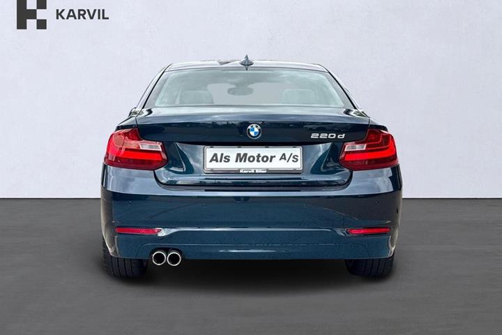 Blå BMW 220d fra 2015