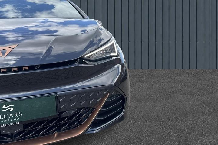 Grå Cupra Born fra 2022