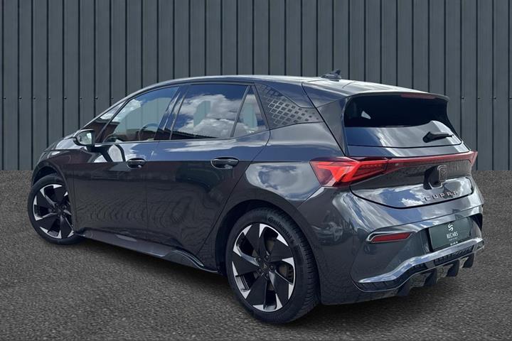 Grå Cupra Born fra 2022