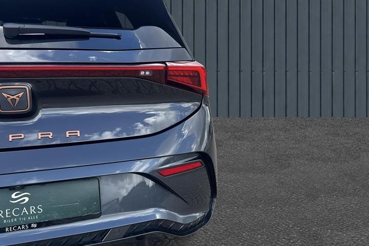 Grå Cupra Born fra 2022