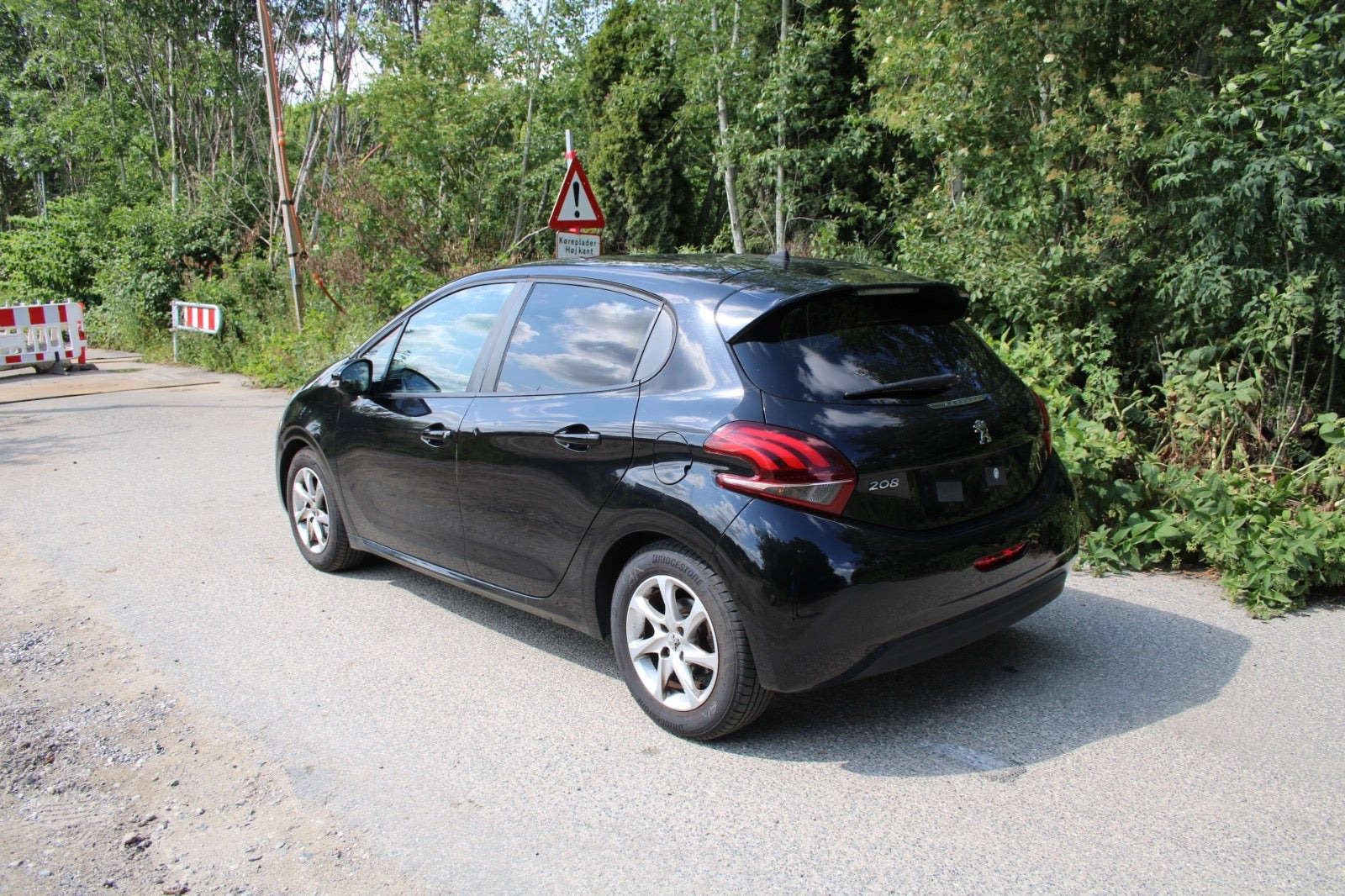 undefined Peugeot 208 fra 2017